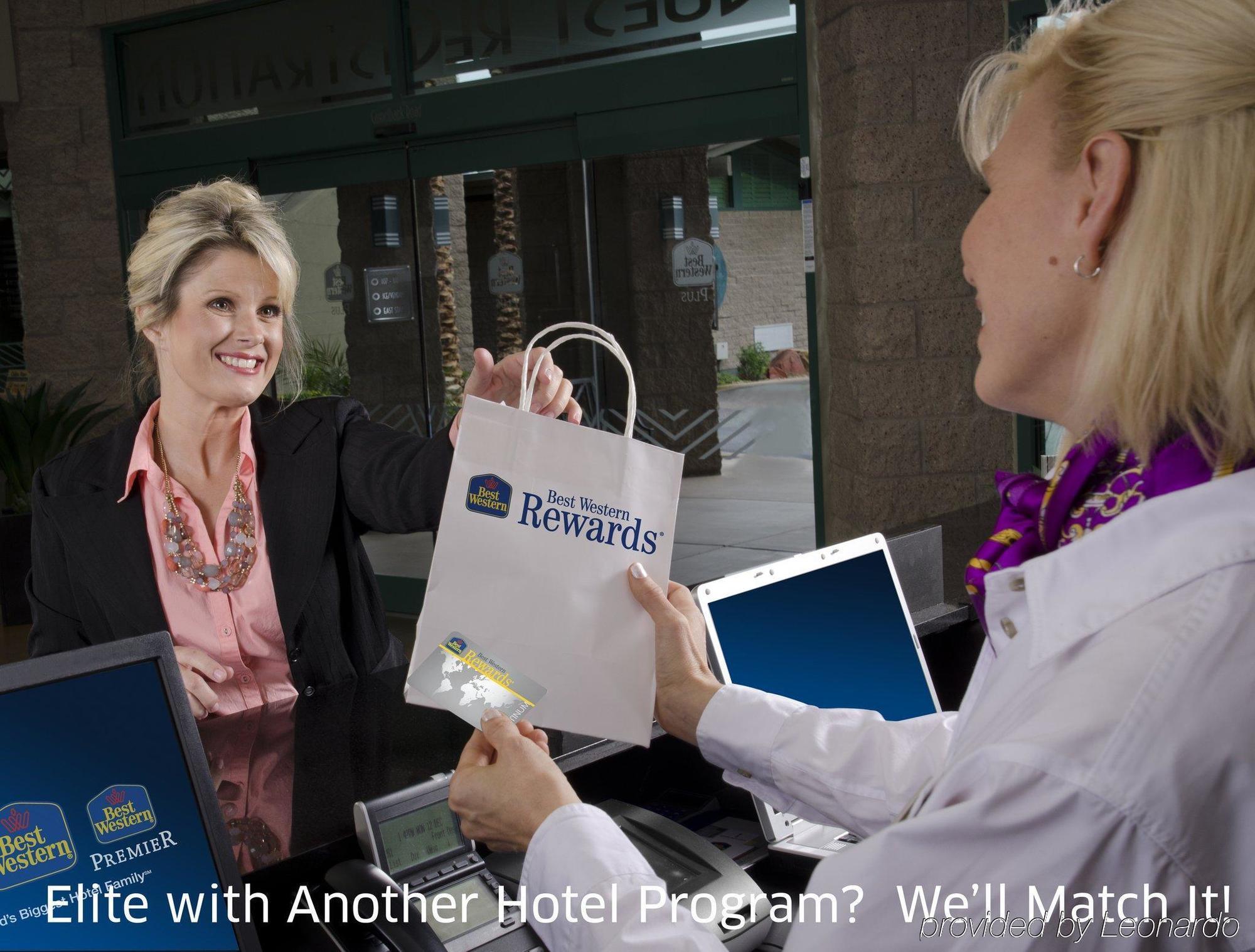 Best Western Plus Calgary Centre Inn Ngoại thất bức ảnh